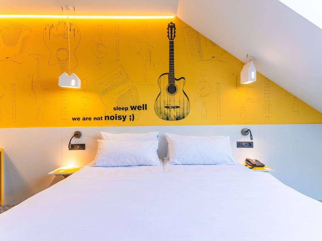Ibis Styles Sibiu Arsenal Ξενοδοχείο Δωμάτιο φωτογραφία