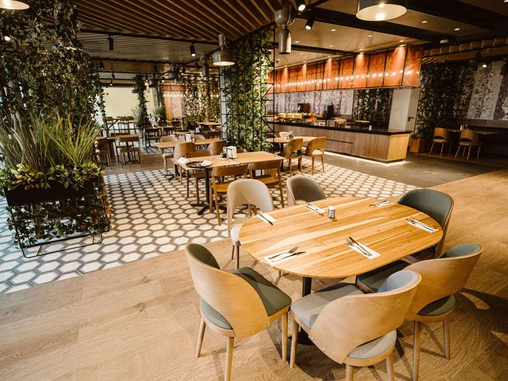 Ibis Styles Sibiu Arsenal Ξενοδοχείο Εστιατόριο φωτογραφία